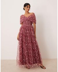 LACE & BEADS - Robe longue en tulle à épaules dénudées avec nœud - blush fleuri - Lyst