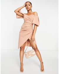 ASOS - Midi Bardot-jurk Met Geplooide Overslag, Hartvormige Halslijn En Blote Schouders - Lyst