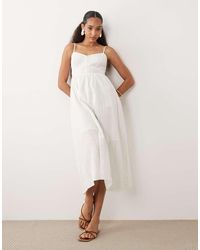 New Look - Seersucker Textured V Waist Midi Dress - Lyst