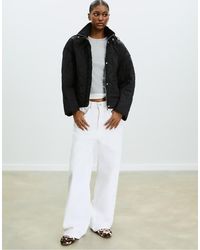 Stradivarius - Gewatteerd Jack Met Capuchon - Lyst