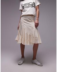 TOPSHOP - Falda por la rodilla blanco con diseño desigual - Lyst