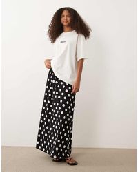 Threadbare - Midaxi Rok Van Jersey Met A-Lijn En Stippenprint - Lyst