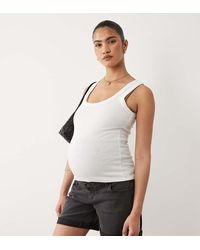 Mama.licious - Pantalones Cortos Vaqueros Negros De Pernera Ancha Con Diseño Por Encima Del Vientre De Mamalicious Maternity - Lyst