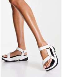 Sandalias negras con suela gruesa midform universal Teva de color Negro |  Lyst