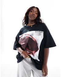 ASOS - Asos design curve - t-shirt boyfriend nera con stampa fotografica di labbra - Lyst