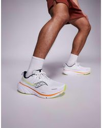 Saucony - Zapatillas De Deporte Blancas Y Naranjas Para Correr Guide 18 De -Blanco - Lyst