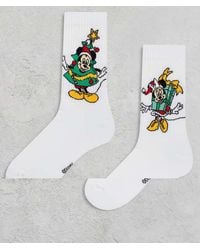 ASOS - Pack De 2 Pares De Calcetines Blancos Para Navidad Con Estampados Gráficos De Mickey Y Minnie De Disney De - Lyst