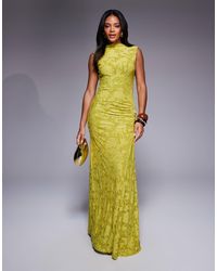 ASOS - Robe longue sans manches en dévoré à col montant et jupe froncée - citron - Lyst