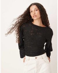 Gina Tricot - Long Sleeve Textured Print Crew Neck Top - Lyst