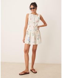 ASOS - – minikleid mit "spicy"-print, tiefer taille, u-boot-ausschnitt und knopfleiste - Lyst