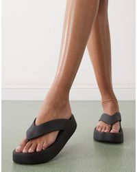 Crocs™ - Getaway Platform Flip Flops - Lyst