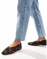 & Other Stories - – spitze ballerinas mit strukturiertem leopardenmuster und nahtdetail vorne - Lyst