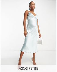 ASOS - Asos design petite - robe nuisette mi-longue en satin martelé avec bonnets montants - œuf - Lyst
