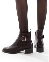 SEQWL - Latte Buckle Detail Refined Chelsea Boots - Lyst