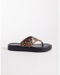 London Rebel - Mira Flatform Thong Sandals - Lyst