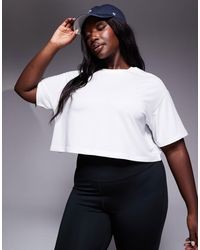 4505 - Curve Icon Quick Dry Performance Cropped Boxy T-shirt - Lyst