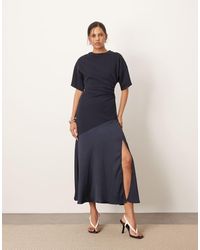 ARRANGE - Hybride Maxi-Jurk Van Premium Jersey En Satijn - Lyst