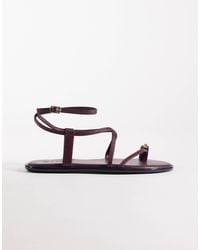 SEQWL - Strappy Flat Sandals With Gold Embellishment - Lyst