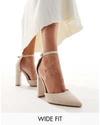 Truffle Collection - Wide Fit Block Heel Court Shoe - Lyst
