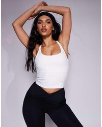 4505 - Icon Soft Touch Yoga Cami With Inner Bra And Adjustable Straps - Lyst