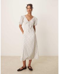 Glamorous - V Neck Tie Front Maxi Dress - Lyst
