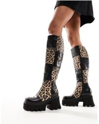 LAMODA - Booming - stivali al ginocchio con suola spessa e stampa leopardata patchwork con cuori - Lyst
