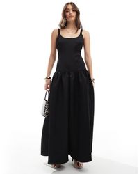 4th & Reckless - Gestructureerde Satijnen Maxi-Jurk Met Ronde Hals En Verlaagde Taille - Lyst