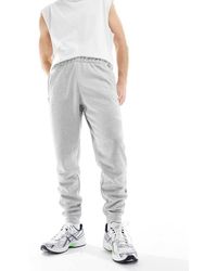 The North Face - Training Reaxion Fleece joggers - Lyst