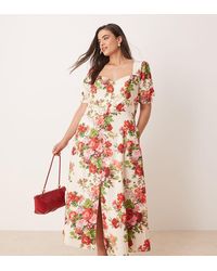 Hope & Ivy Plus - Vestito Midi Bianco A Fiori Rossi Con Scollo Squadrato E Apertura Sulla Schiena - Lyst