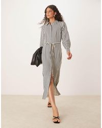 Y.A.S - – gestreiftes maxi-hemdkleid - Lyst