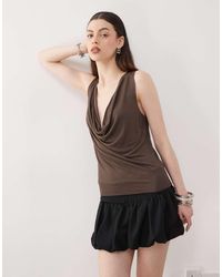 Weekday - Top Con Escote Drapeado De - Lyst