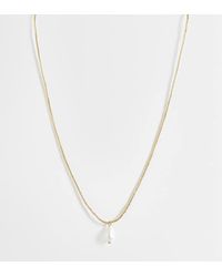 New Look - Pearl Drop Pendant Plated Necklace - Lyst