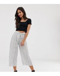 Boohoo Exclusive Culottes In White Polka Dot