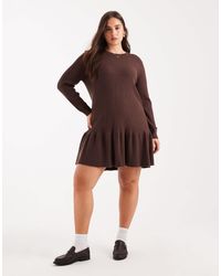 ONLY - Robe courte en maille à taille basse - marron chocolat - Lyst