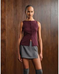ASOS - Top Senza Maniche Color Prugna A Coste Con Scollo Largo E Bottoni - Lyst