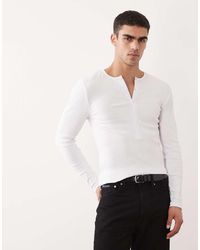 ASOS - Nette Muscle Fit Geribbeld T-Shirt Met Lange Mouwen En Henley-Hals - Lyst
