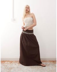 Monki - Jupe longue fluide en popeline avec taille tombante - foncé - Lyst