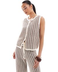4th & Reckless - Top d'ensemble sans manches boutonné en maille rayée - Lyst