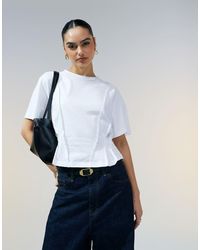 ASOS - T-Shirt A Maniche Corte Bianca Con Vita A Corsetto E Cuciture A Vista - Lyst