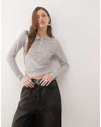 Collusion - Halfdoorschijnende Gestreepte Henley-Top Met Lange Mouwen - Lyst