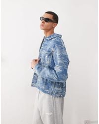 Karlkani - Og - veste en jean effet usé avec motif camouflage - moyen délavé - Lyst