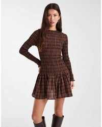 Daisy Street Shirred Plaid Drop Waist Midi Dress in Brown | Lyst