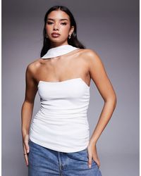 ASOS - Top bandeau structuré long à détail foulard - ivoire - Lyst