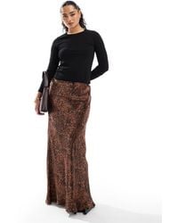 Miss Selfridge - Falda Larga De Corte Al Bies Con Estampado De - Lyst