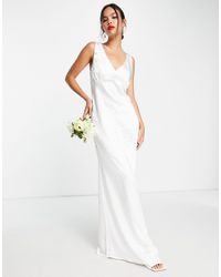 Pretty Lavish - Vestito lungo da sposa - Lyst