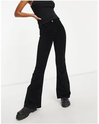 TOPSHOP Schwarze Jamie Schlagjeans aus Cord