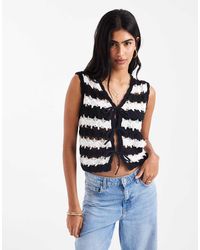 ASOS - Gehaakt Gebreid Gilet Met Gestrikte Voorkant En Strepen - Lyst
