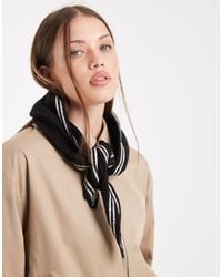 ONLY - Contrast Trim Short Scarf - Lyst