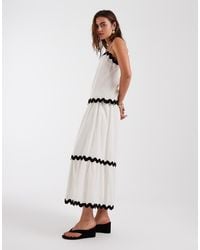 Vero Moda - Volle Maxi Rok Met Stroken En Contrasterende Geschulpte Randen - Lyst