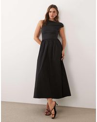 Nobody's Child - Beth Modal Blend One Shoulder Short Sleeve Pocket Detail Midi Dress - Lyst